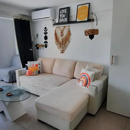 아파트 Happy Loix Wifi Aa Pool Parking Incluido *